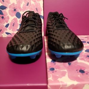 Nike Tiempo Legend 8 Club FG Black/ Blue soccer